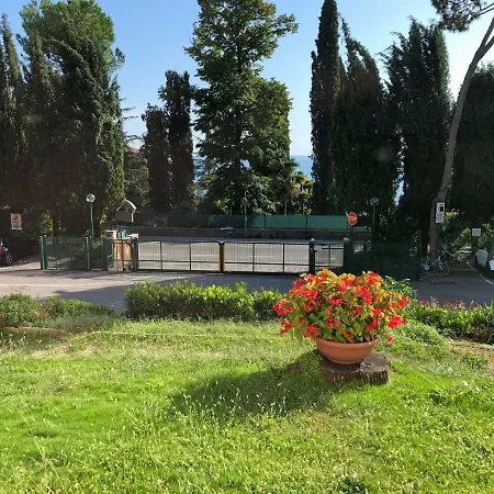 Casa Alice Garda * Garda (Verona)